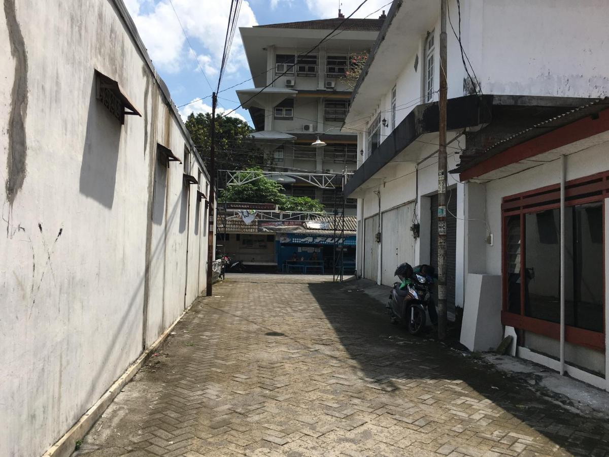 Kejayan 塔姆巴克巴彦旅馆酒店 外观 照片